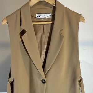 Gorgeous Taupe brown vest